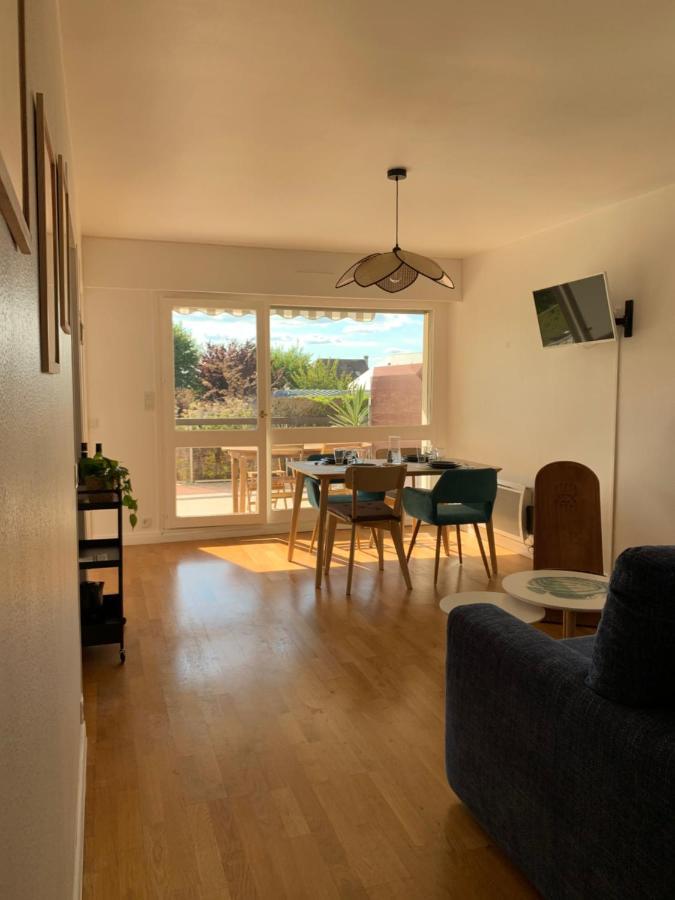 Hauteurs de Trouville - Apt rénové 2/3 pièces avec terrasse au calme Esterno foto